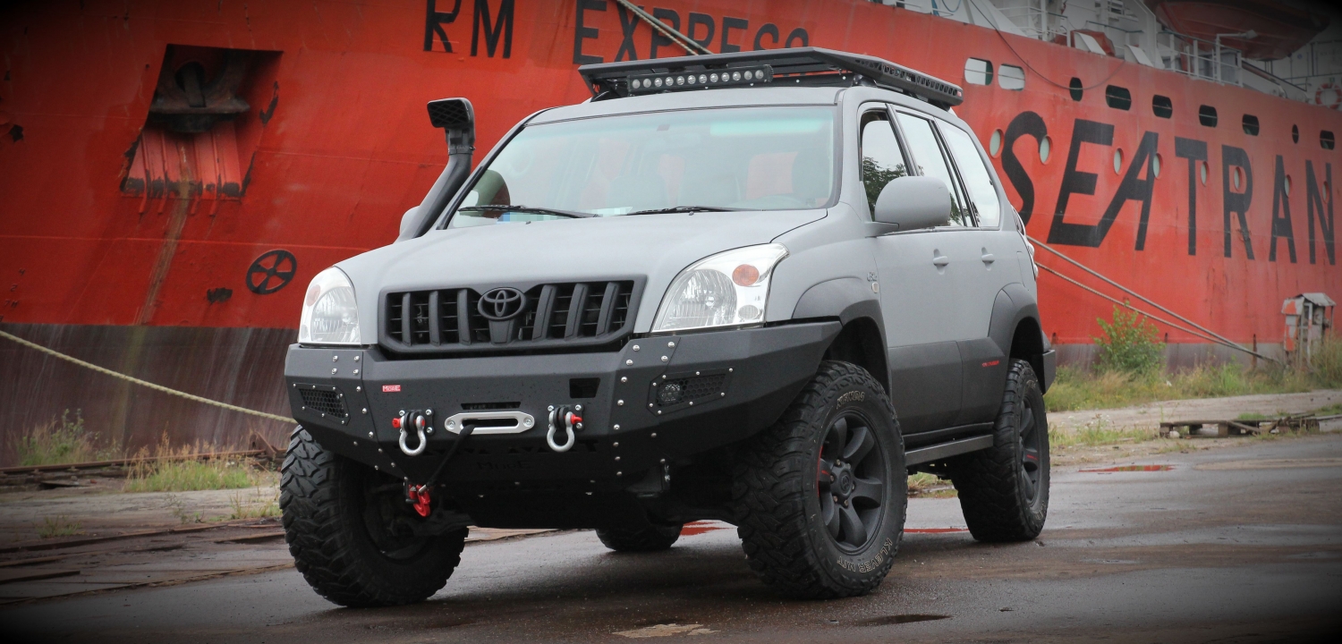 Pevnostný nárazník TOYOTA LAND CRUISER 120 predný