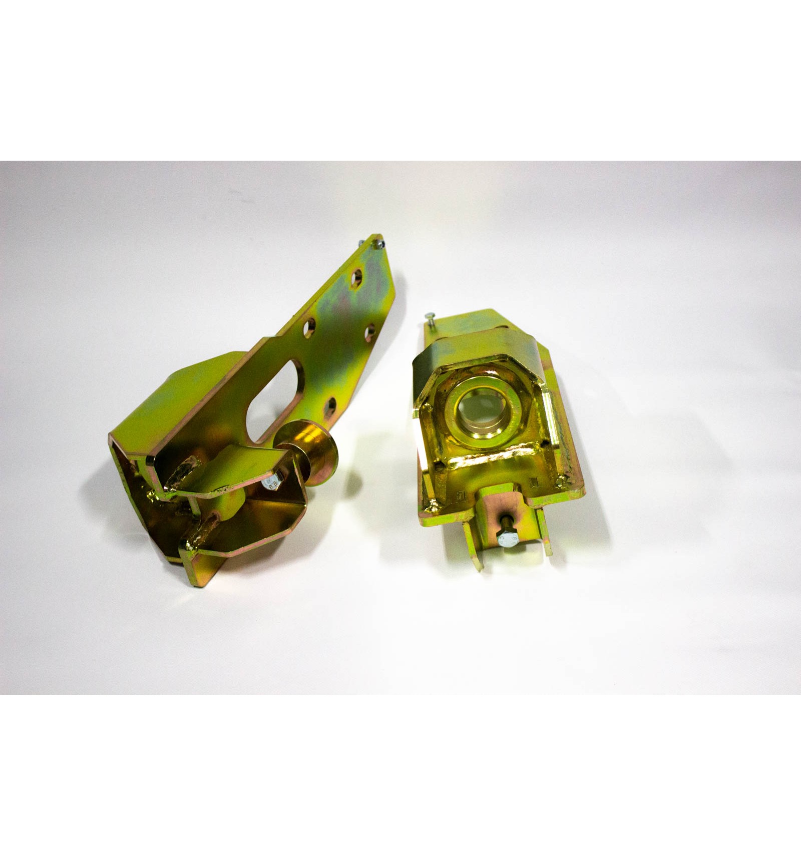 Dropboxi 3-7" NISSAN PATROL Y60/Y61
