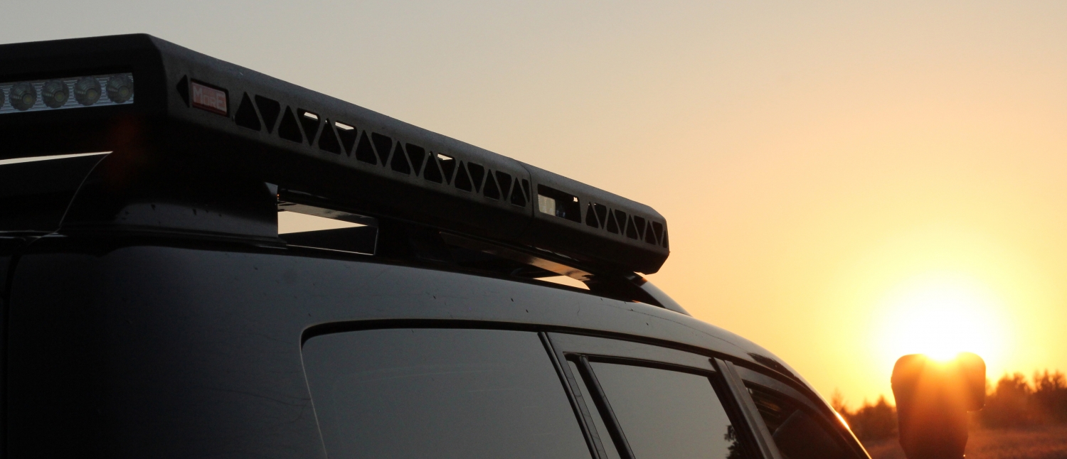 STREŠNÝ NOSIČ Toyota Land Cruiser 120 PLATFORMA S OEM DRŽIAKMI (ZÁHRADKA)