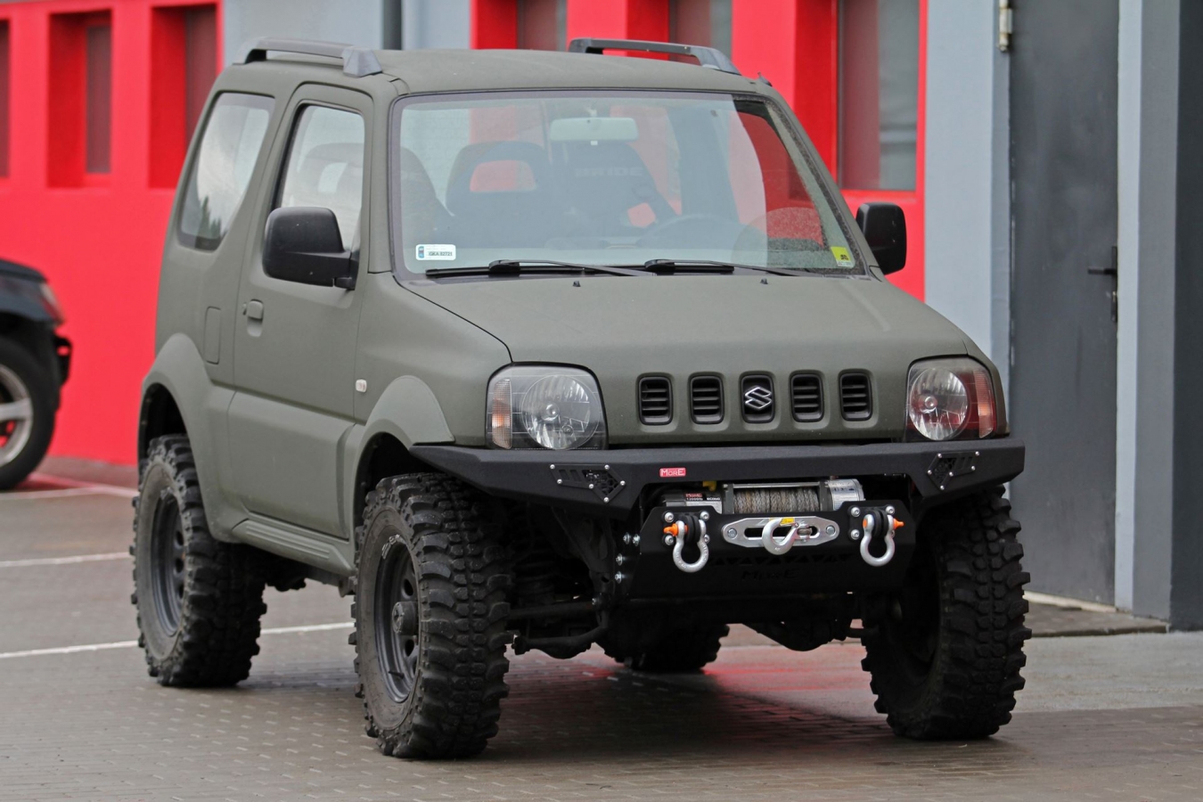 Pevnostný nárazník Suzuki Jimny 1998-2018 predný