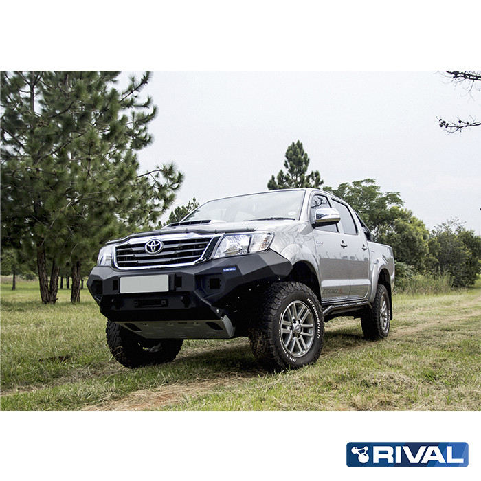 Hliníkový pevnostný nárazník TOYOTA HILUX 2011-2015 RIVAL predný