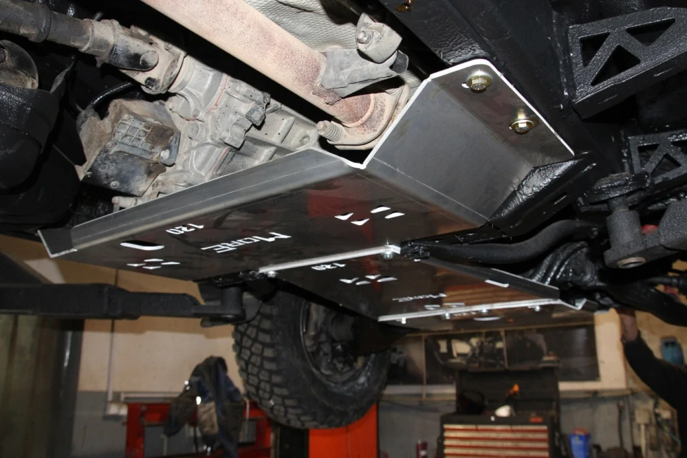 Sada hliníkových krytov podvozku – Toyota Land Cruiser 120 