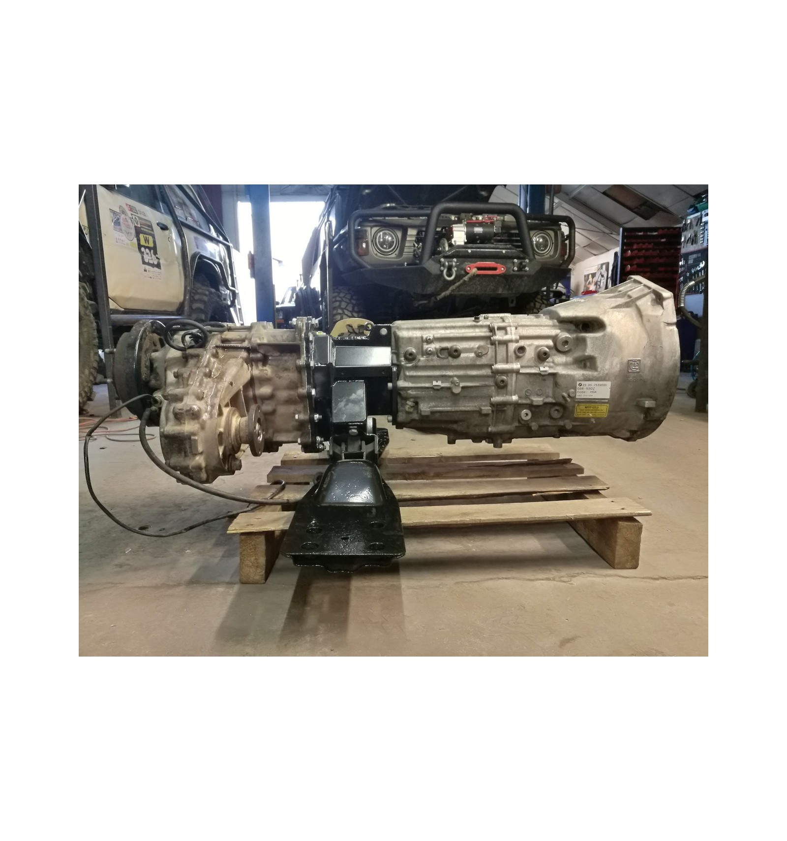 ADAPTÉR PREVODOVKY BMW +PRÍDAVNÁ PREVODOVKA NISSAN PATROL