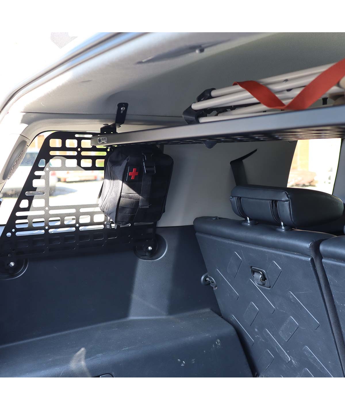 Odkladacia mreža do kufra Toyota FJ cruiser