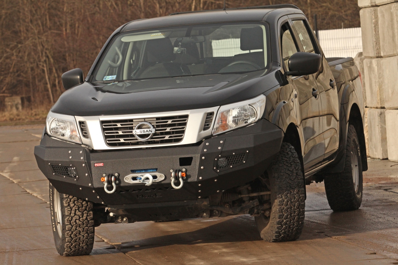 Pevnostný nárazník NISSAN Navara D23 NP300 predný