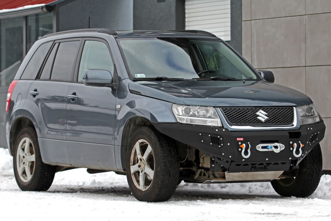 Pevnostný nárazník SUZUKI Grand Vitara 2 predný