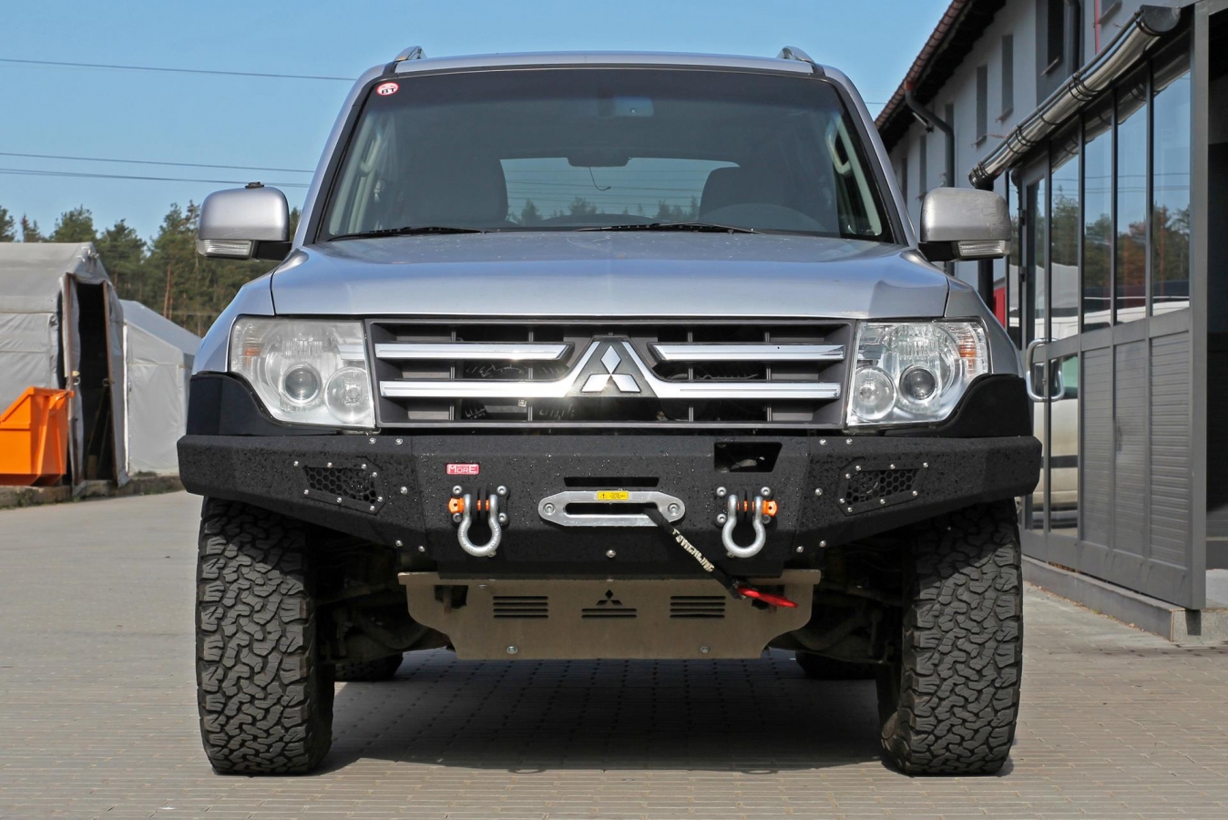 Pevnostný nárazník MITSUBISHI Pajero 4 V80