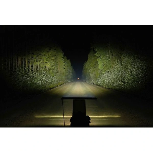 Rovná LED svetelná rampa PURELUX Panther Aero S800 – 78 cm / 162 W