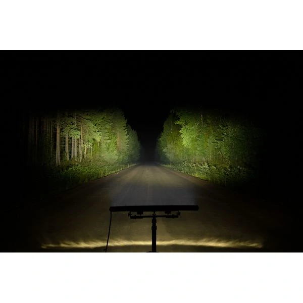 Rovná LED svetelná rampa PURELUX Panther Flash S800 – 78 cm / 324 W