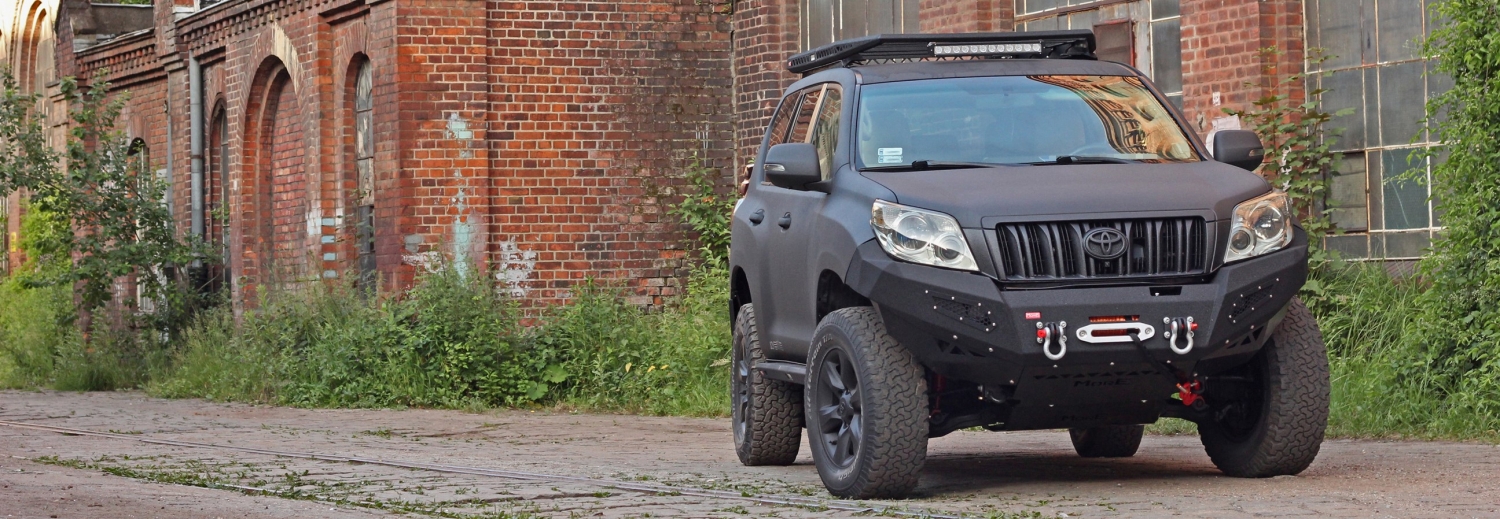 Pevnostný nárazník TOYOTA LAND CRUISER 150 09-14 predný