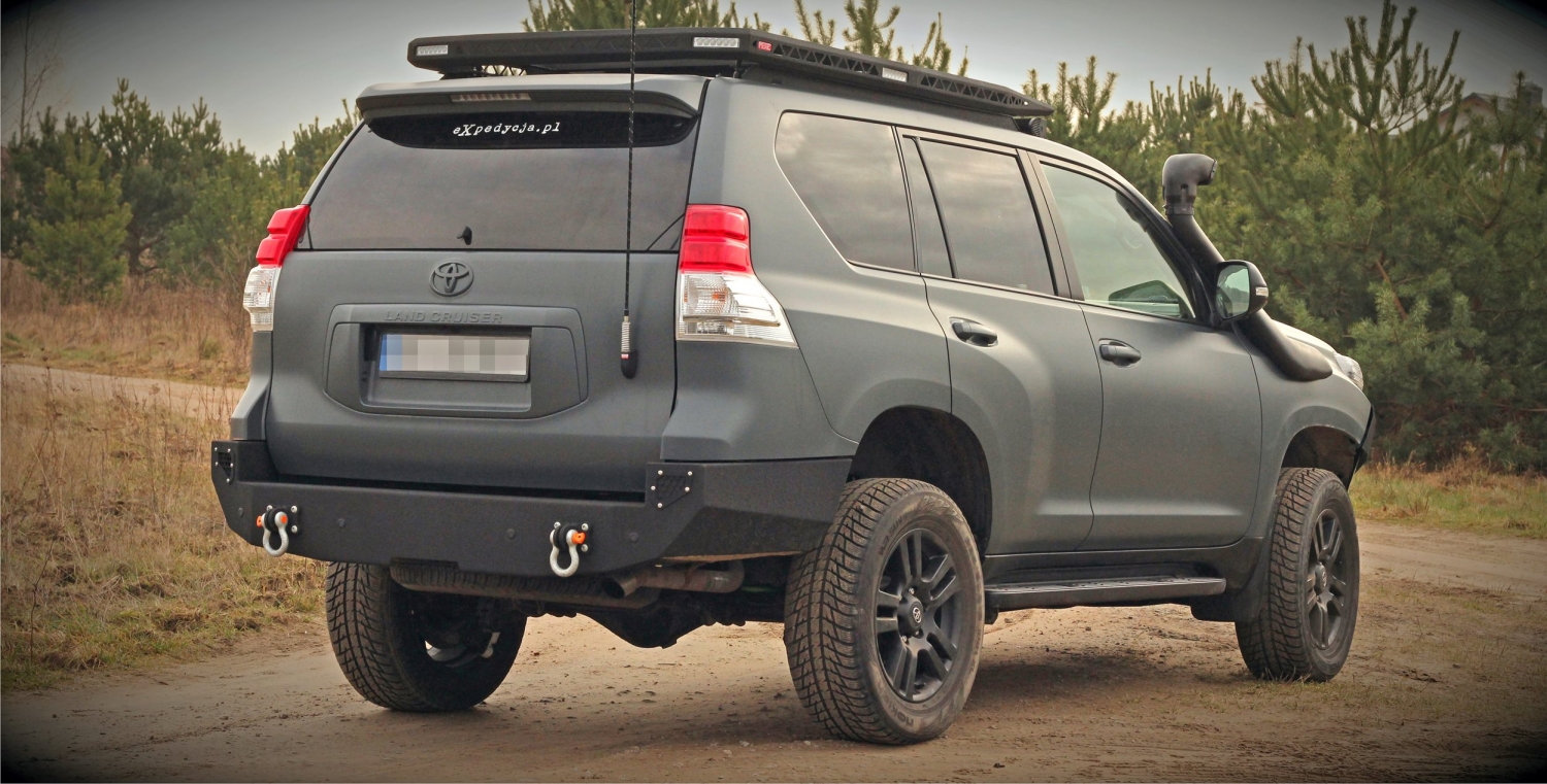 Pevnostný nárazník TOZOTA LC150 09-14 zadný