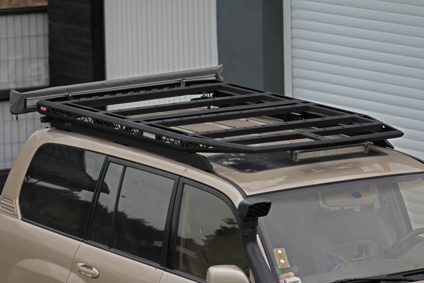 STREŠNÝ NOSIČ Toyota Land Cruiser 100 PLATFORMA (ZÁHRADKA)