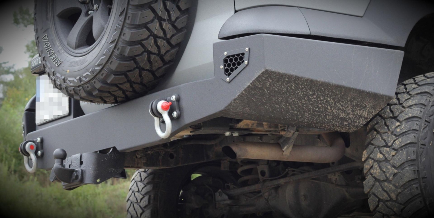 Pevnostný nárazník TOYOTA LAND CRUISER 120/125 zadný