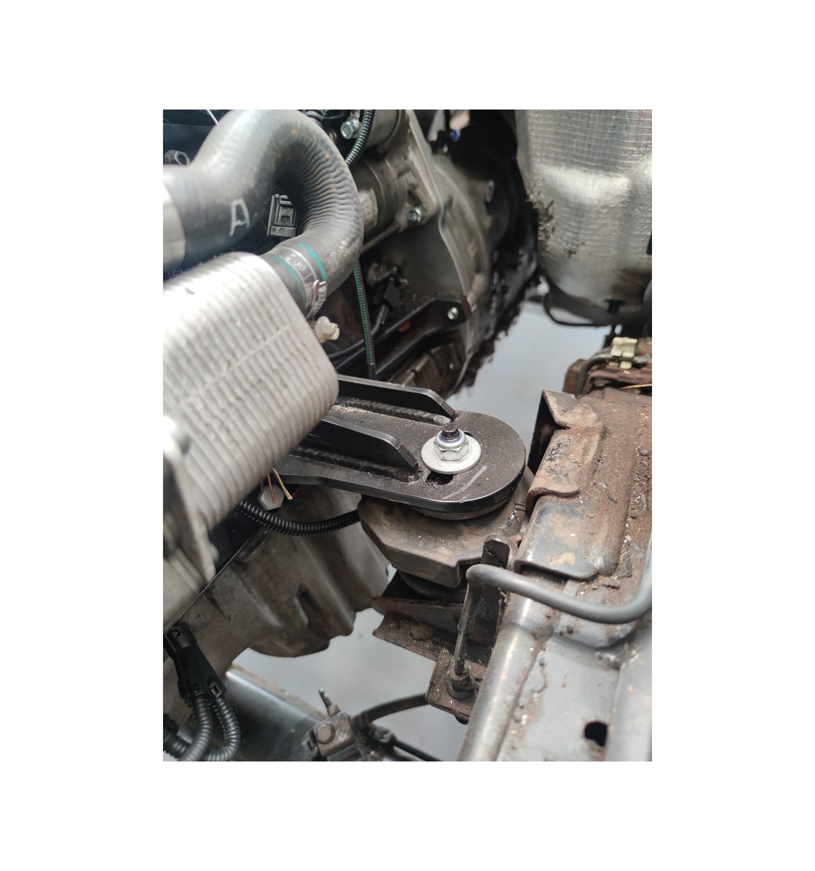 DRŽIAKY MOTORA BMW M57 TOP MOUNT 3,0 NISSAN PATROL SWAP