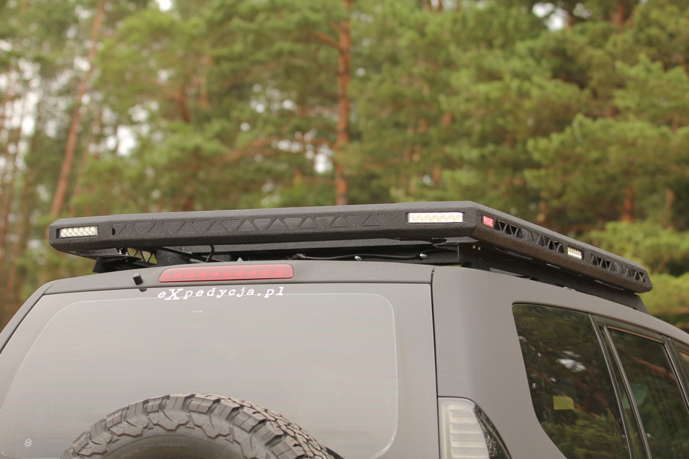 STREŠNÝ NOSIČ Toyota Land Cruiser 125 PLATFORMA (ZÁHRADKA)