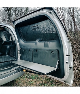 Univerzálny expedičný stolík na dvere LC150, LC120 Pajero