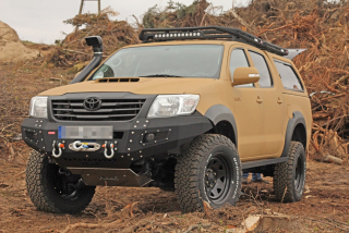 Pevnostný nárazník TOYOTA Hilux 2011-2015 VIGO predný